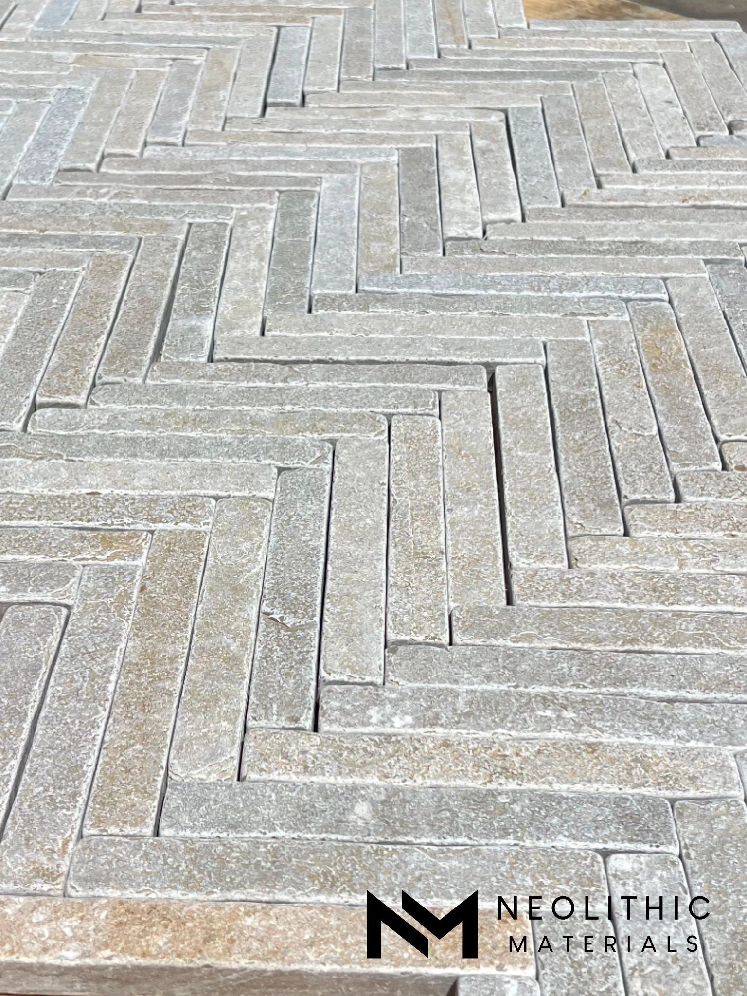 Antique Bella - Image 3